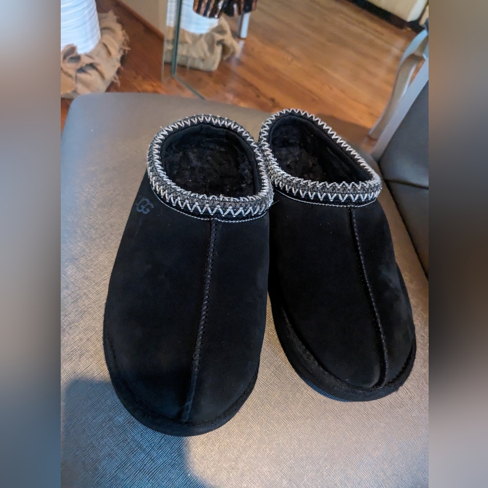 Black Tasman Uggs worn only once